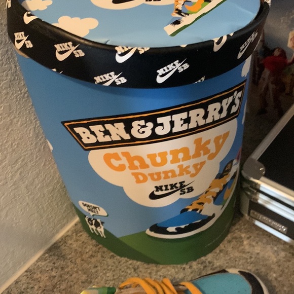 ben and jerry’s chunky dunk - Picture 5 of 7